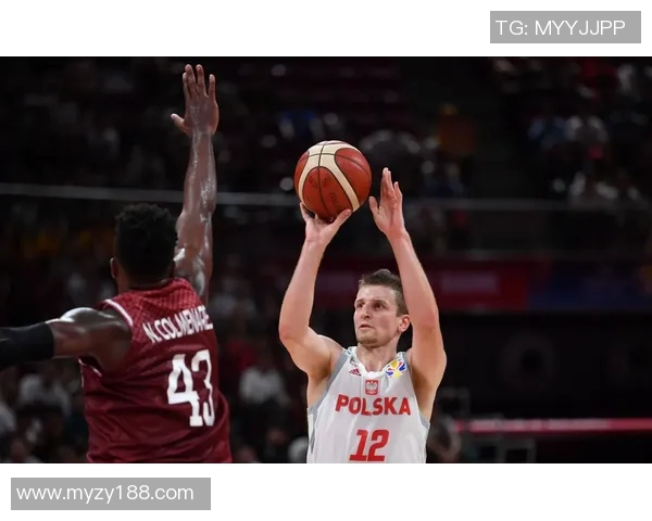 中国男篮迎战波兰队全力争胜期待精彩对决与球迷共同见证篮球盛宴 中国男篮迎战波兰队全力争胜期待精彩对决与球迷共同见证篮球盛宴